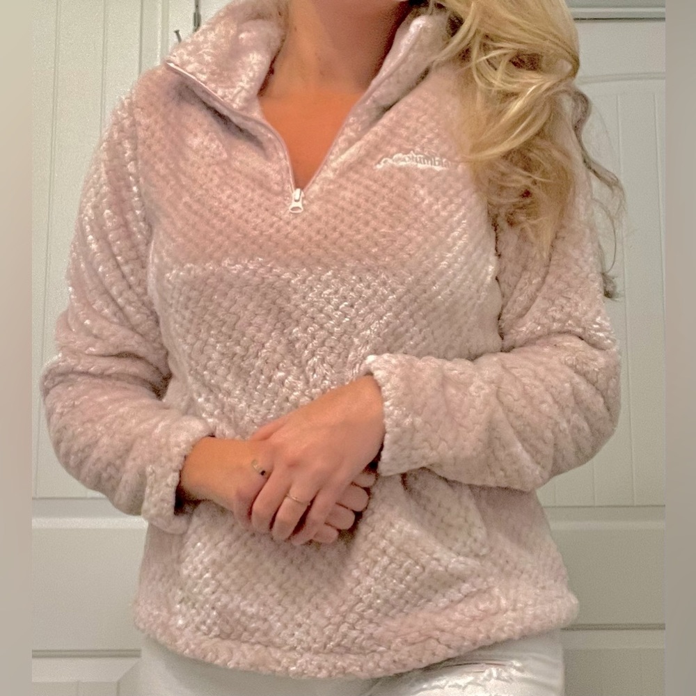 Light pink Columbia sweater